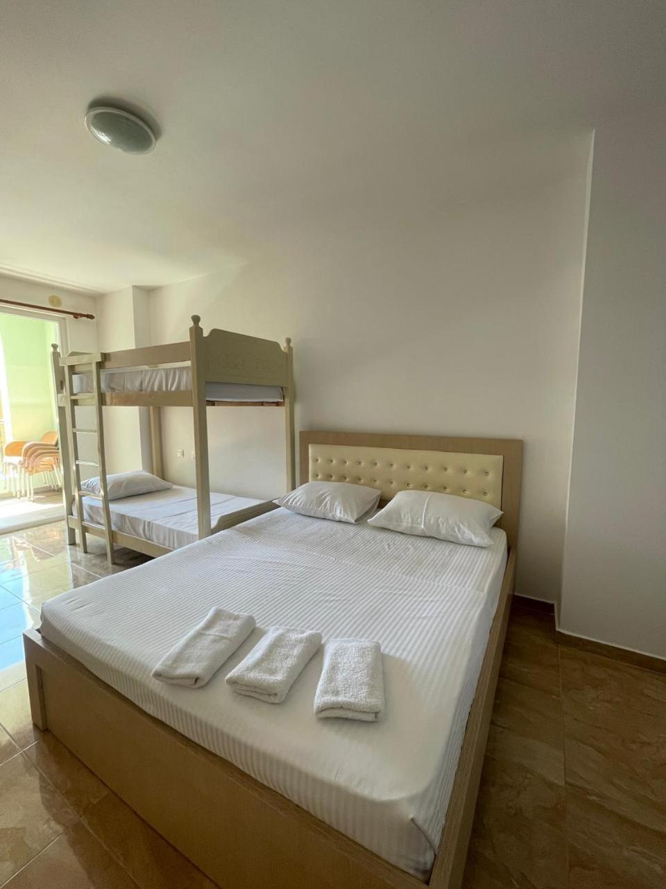 Low Cost Banesa Kosovare Shëngjin Exteriör bild